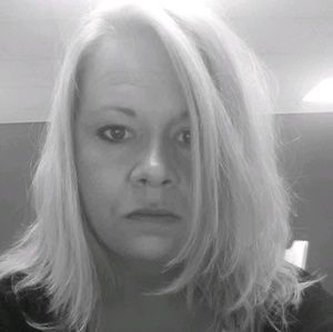 Meet your Posher, Shana